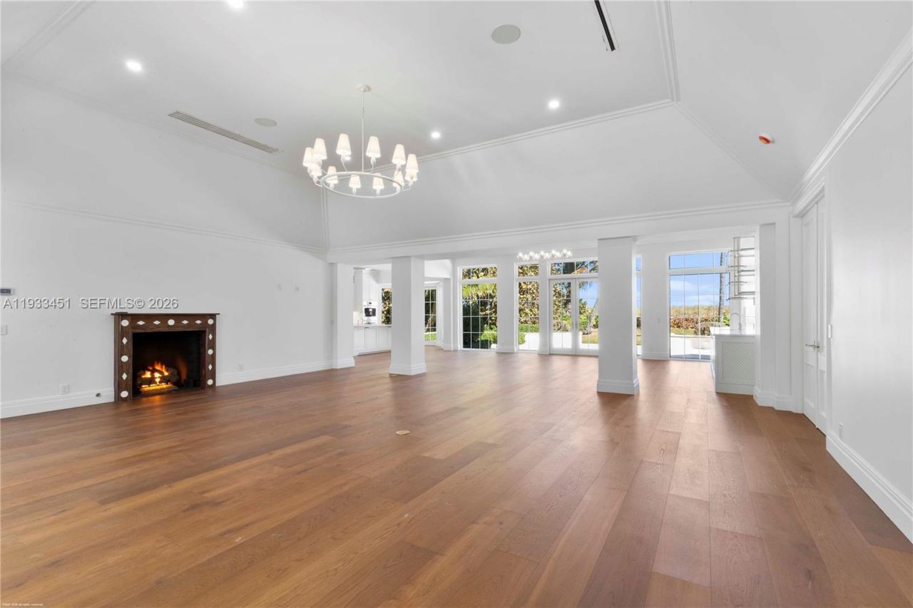 43 N Beach Rd, Jupiter Island, FL 33455 Photo