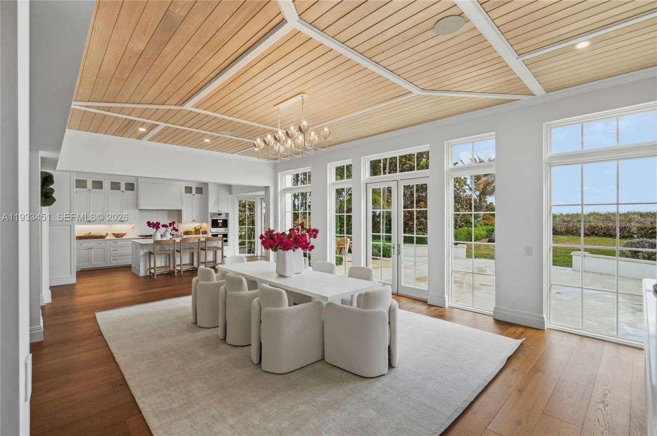 43 N Beach Rd, Jupiter Island, FL 33455 Photo