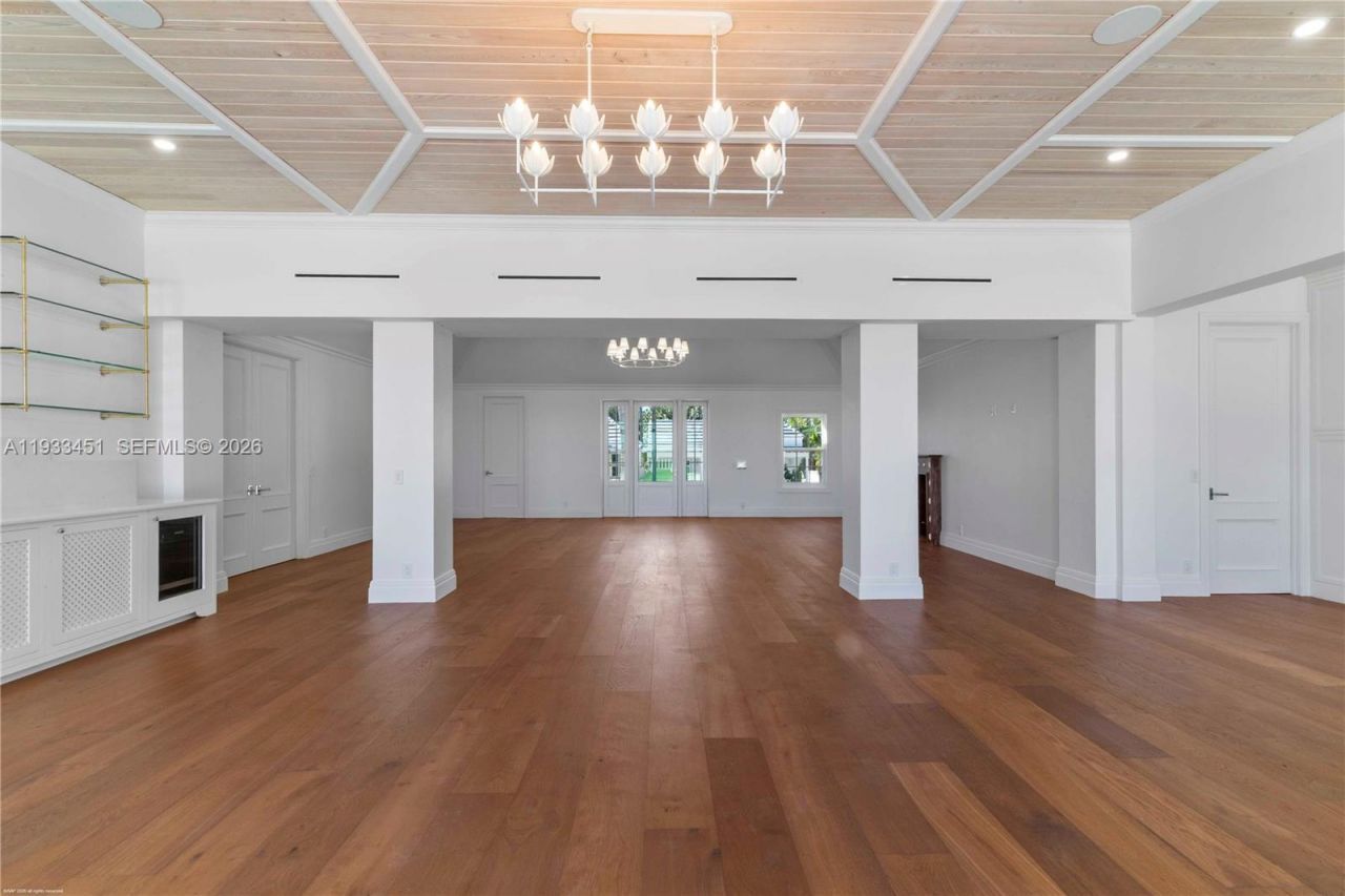 43 N Beach Rd, Jupiter Island, FL 33455 Photo