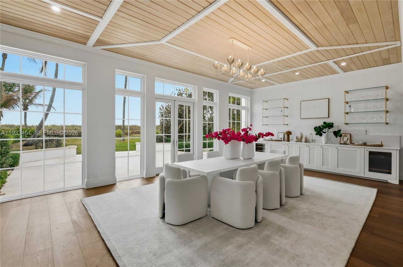 43 N Beach Rd, Jupiter Island, FL 33455 Photo