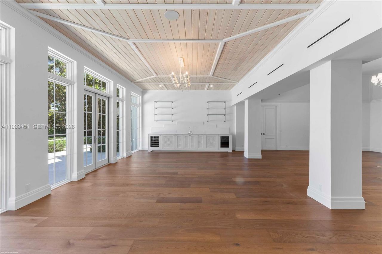 43 N Beach Rd, Jupiter Island, FL 33455 Photo