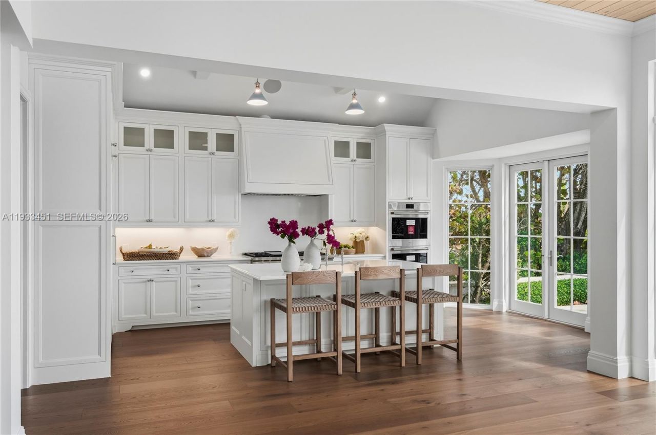 43 N Beach Rd, Jupiter Island, FL 33455 Photo