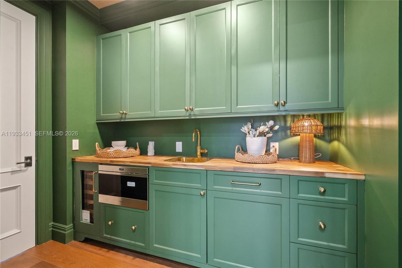 43 N Beach Rd, Jupiter Island, FL 33455 Photo