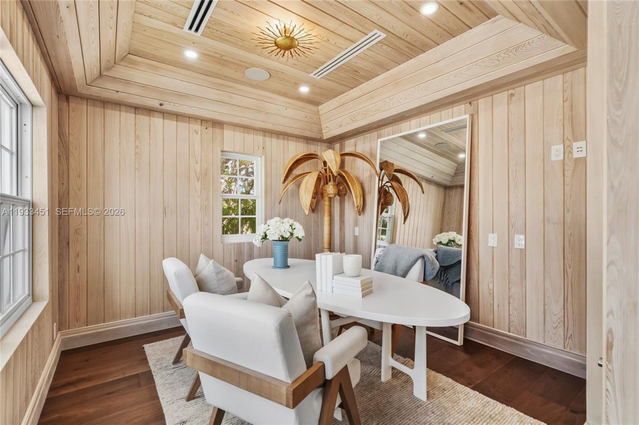 43 N Beach Rd, Jupiter Island, FL 33455 Photo