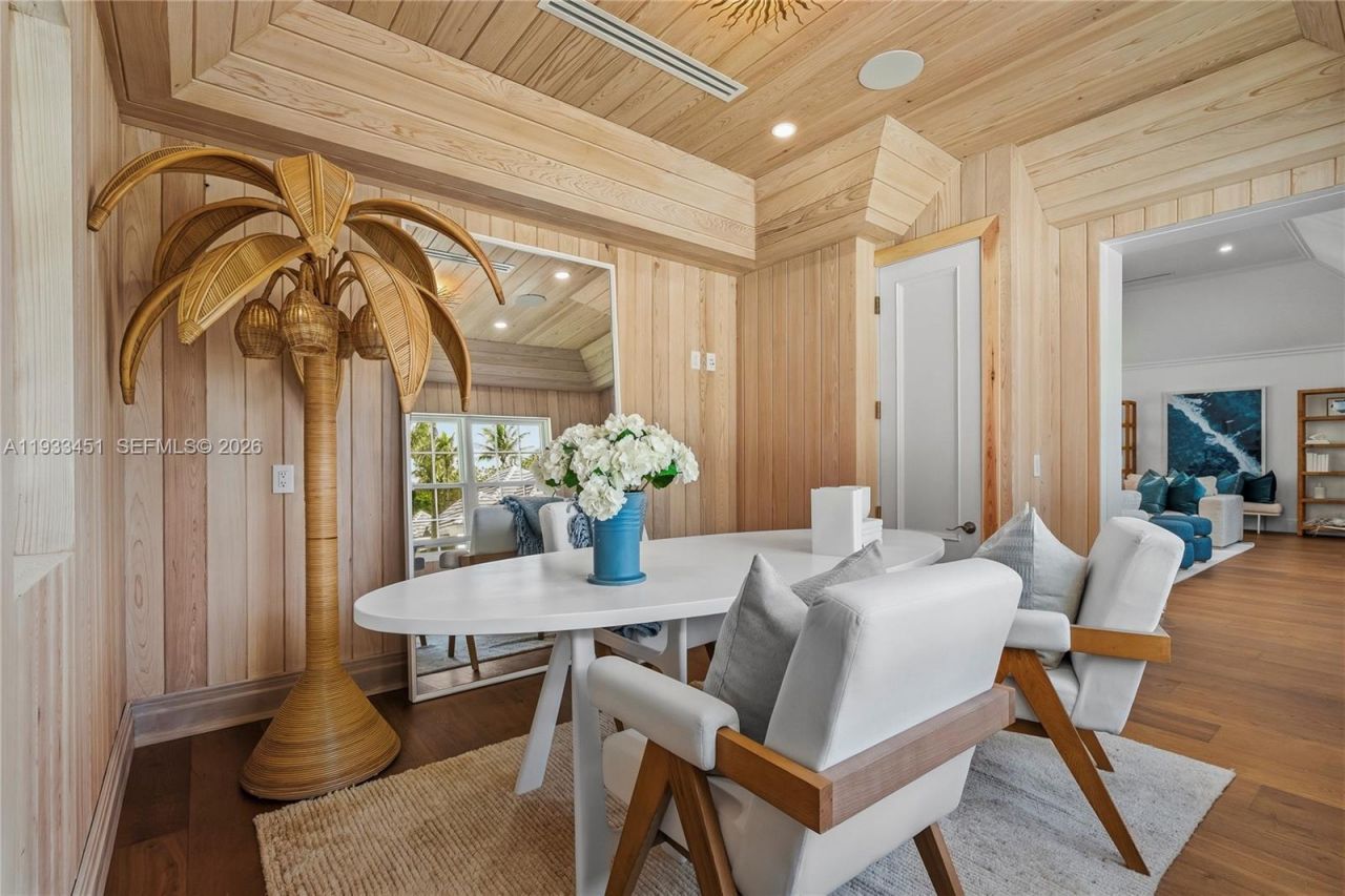 43 N Beach Rd, Jupiter Island, FL 33455 Photo