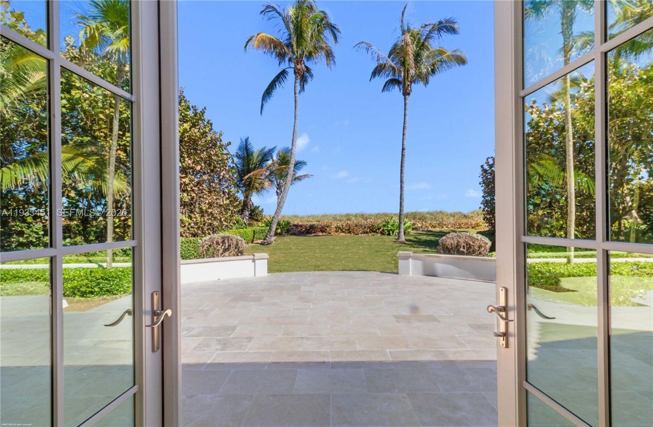 43 N Beach Rd, Jupiter Island, FL 33455 Photo