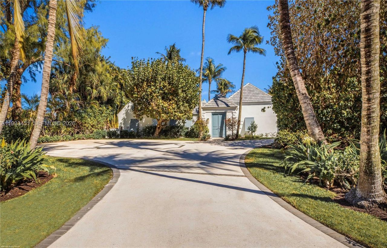 43 N Beach Rd, Jupiter Island, FL 33455 Photo