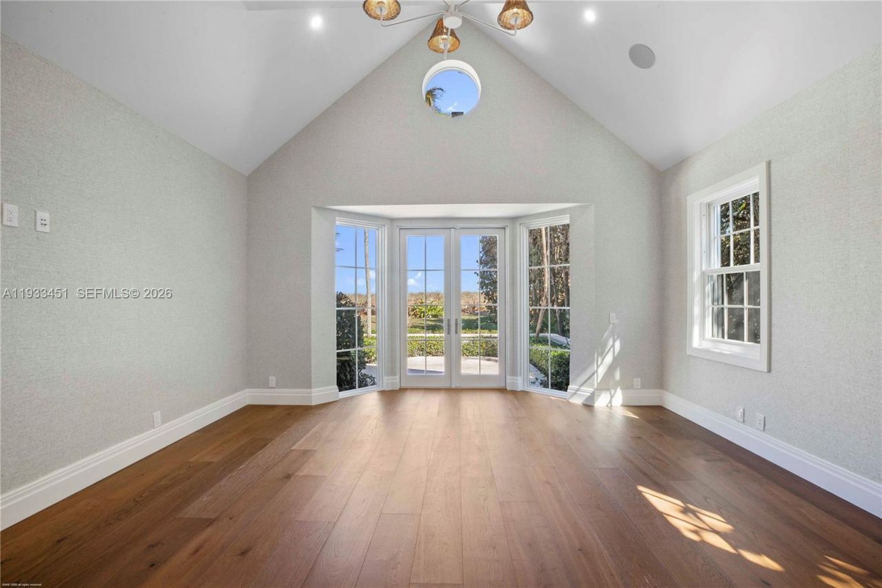 43 N Beach Rd, Jupiter Island, FL 33455 Photo