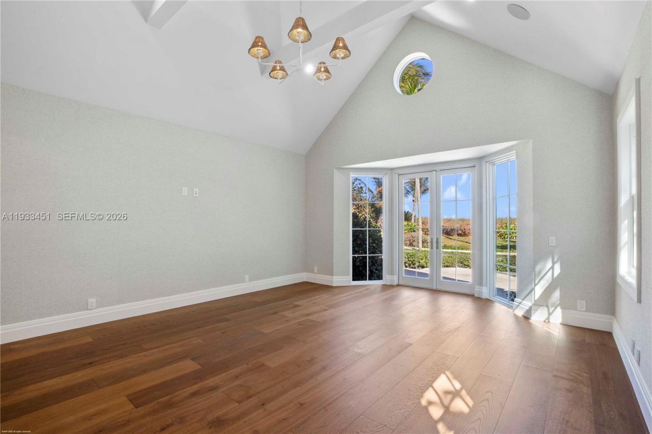 43 N Beach Rd, Jupiter Island, FL 33455 Photo