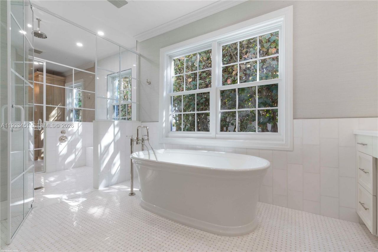 43 N Beach Rd, Jupiter Island, FL 33455 Photo