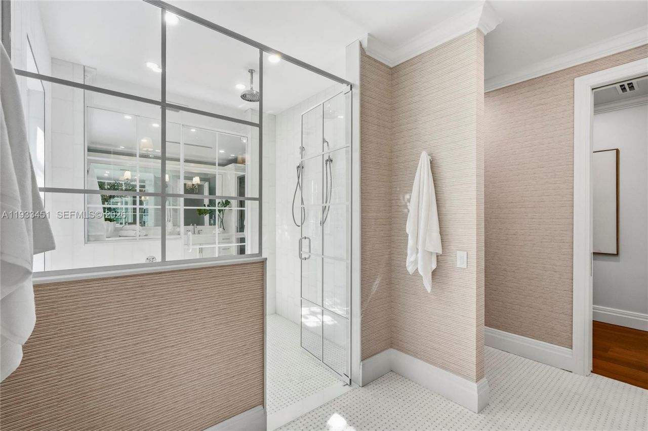 43 N Beach Rd, Jupiter Island, FL 33455 Photo