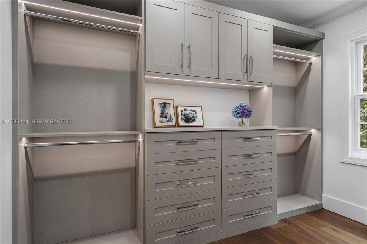 43 N Beach Rd, Jupiter Island, FL 33455 Photo