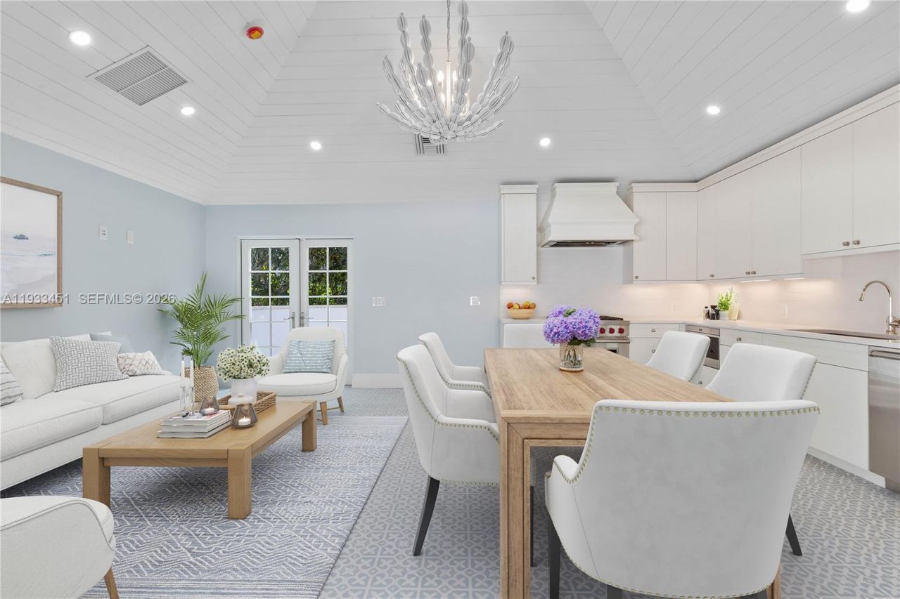 43 N Beach Rd, Jupiter Island, FL 33455 Photo