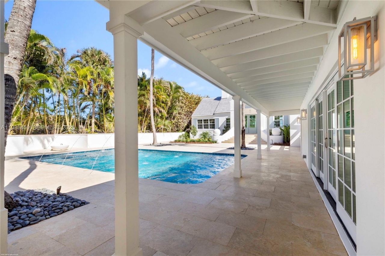 43 N Beach Rd, Jupiter Island, FL 33455 Photo