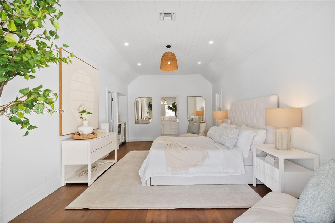 43 N Beach Rd, Jupiter Island, FL 33455 Photo