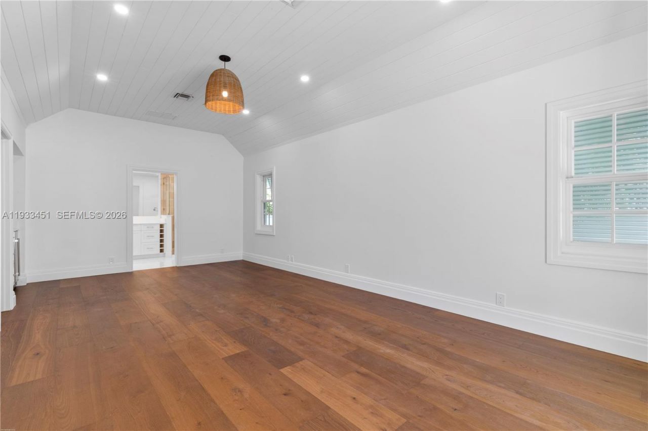 43 N Beach Rd, Jupiter Island, FL 33455 Photo