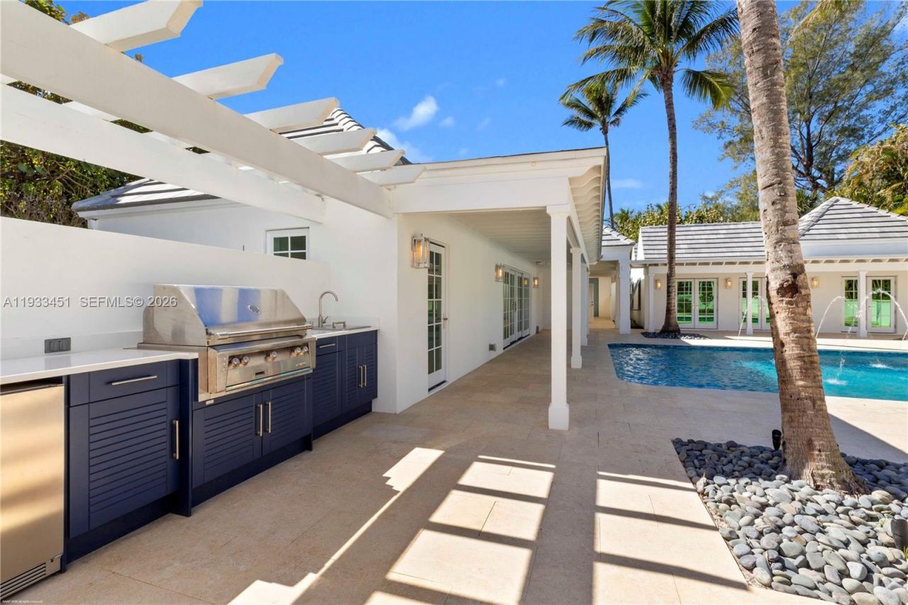 43 N Beach Rd, Jupiter Island, FL 33455 Photo