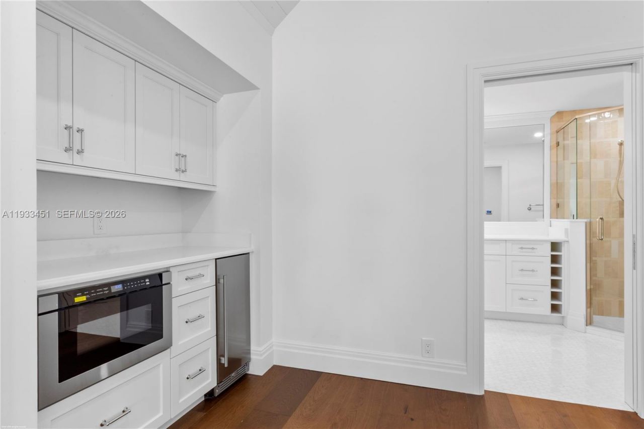 43 N Beach Rd, Jupiter Island, FL 33455 Photo