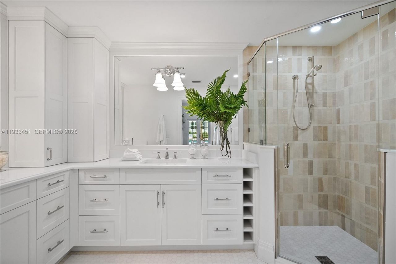 43 N Beach Rd, Jupiter Island, FL 33455 Photo