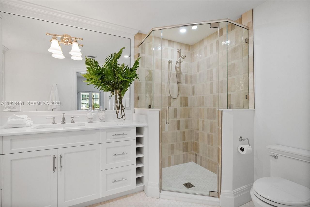 43 N Beach Rd, Jupiter Island, FL 33455 Photo