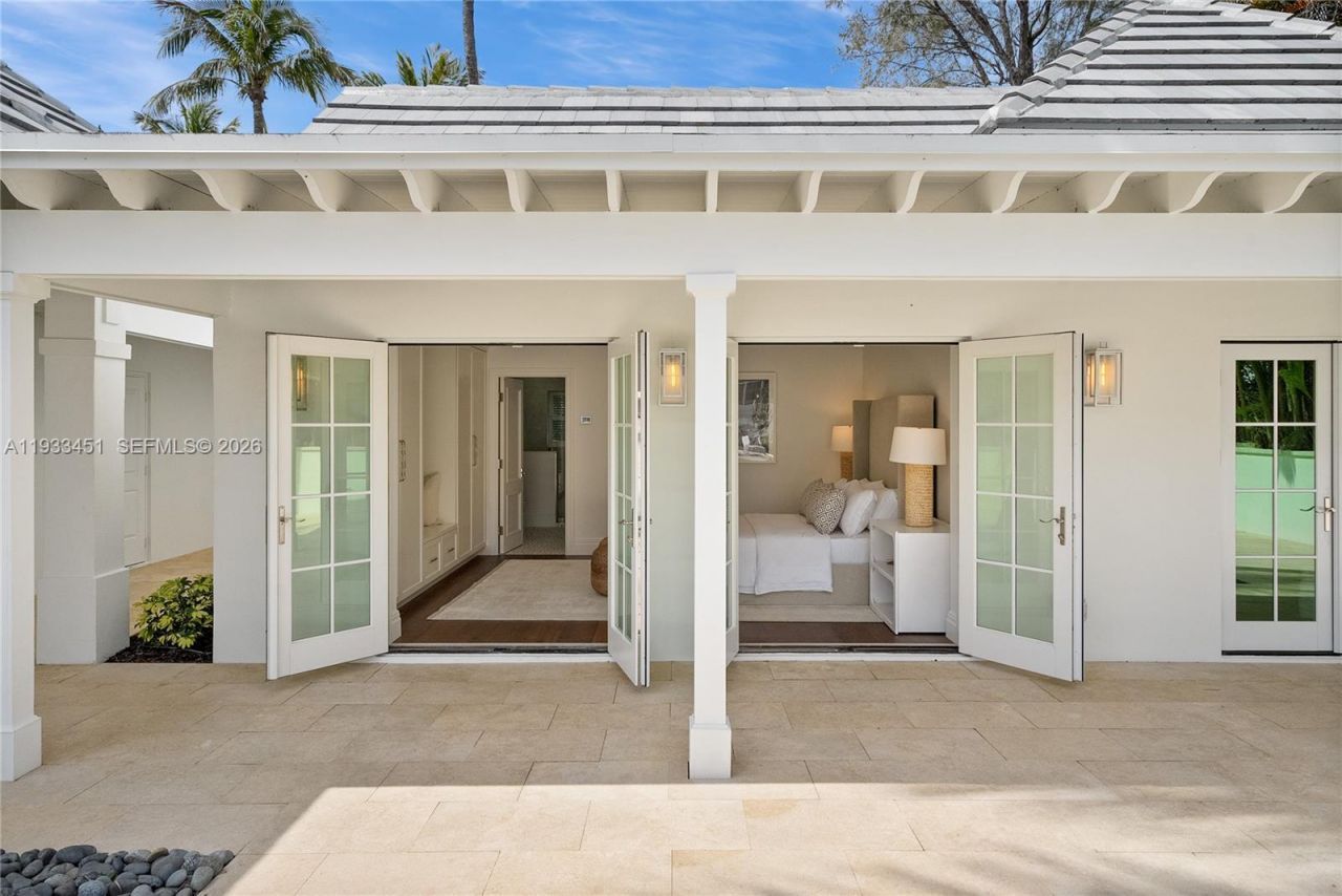 43 N Beach Rd, Jupiter Island, FL 33455 Photo