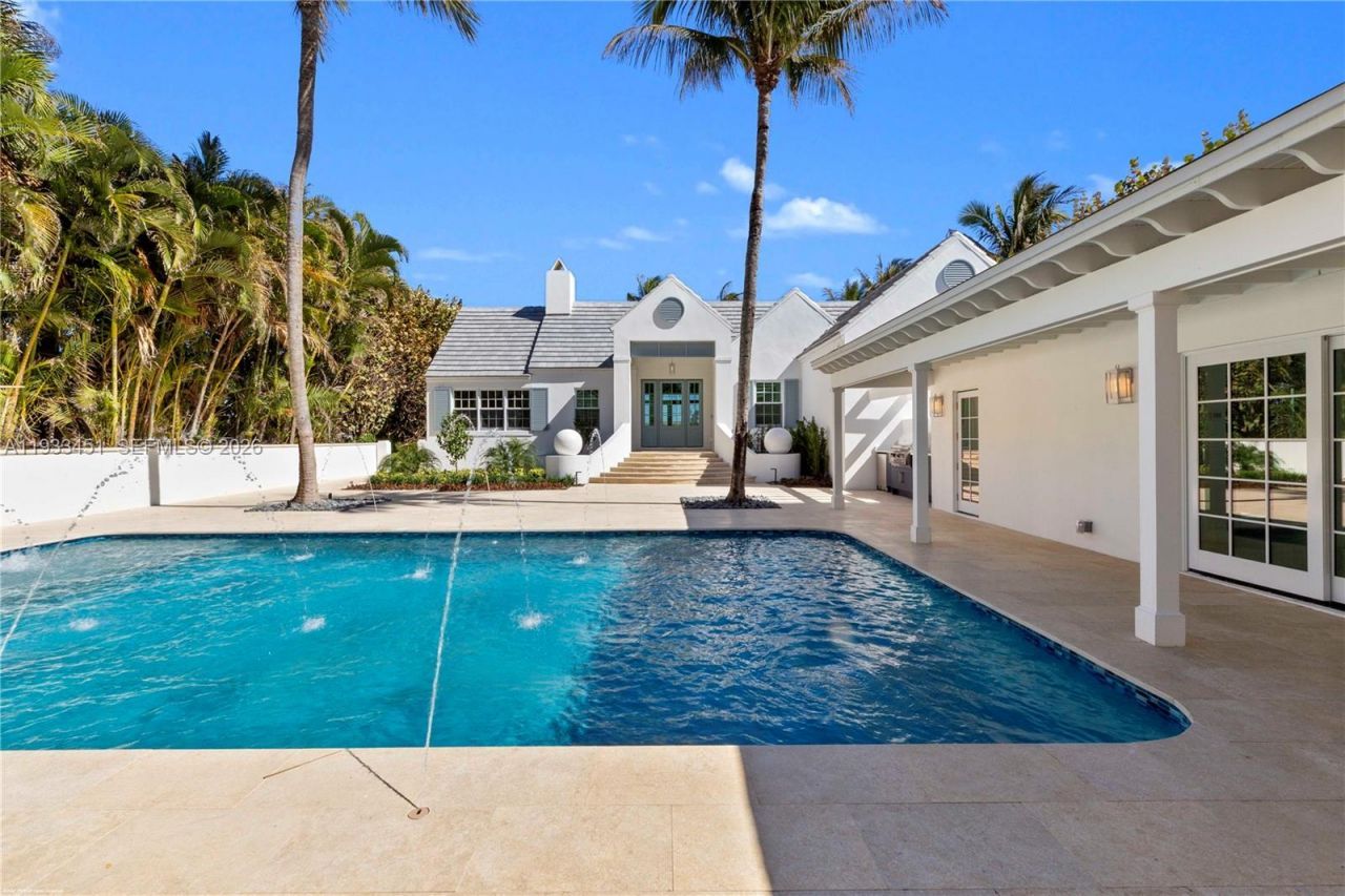 43 N Beach Rd, Jupiter Island, FL 33455 Photo