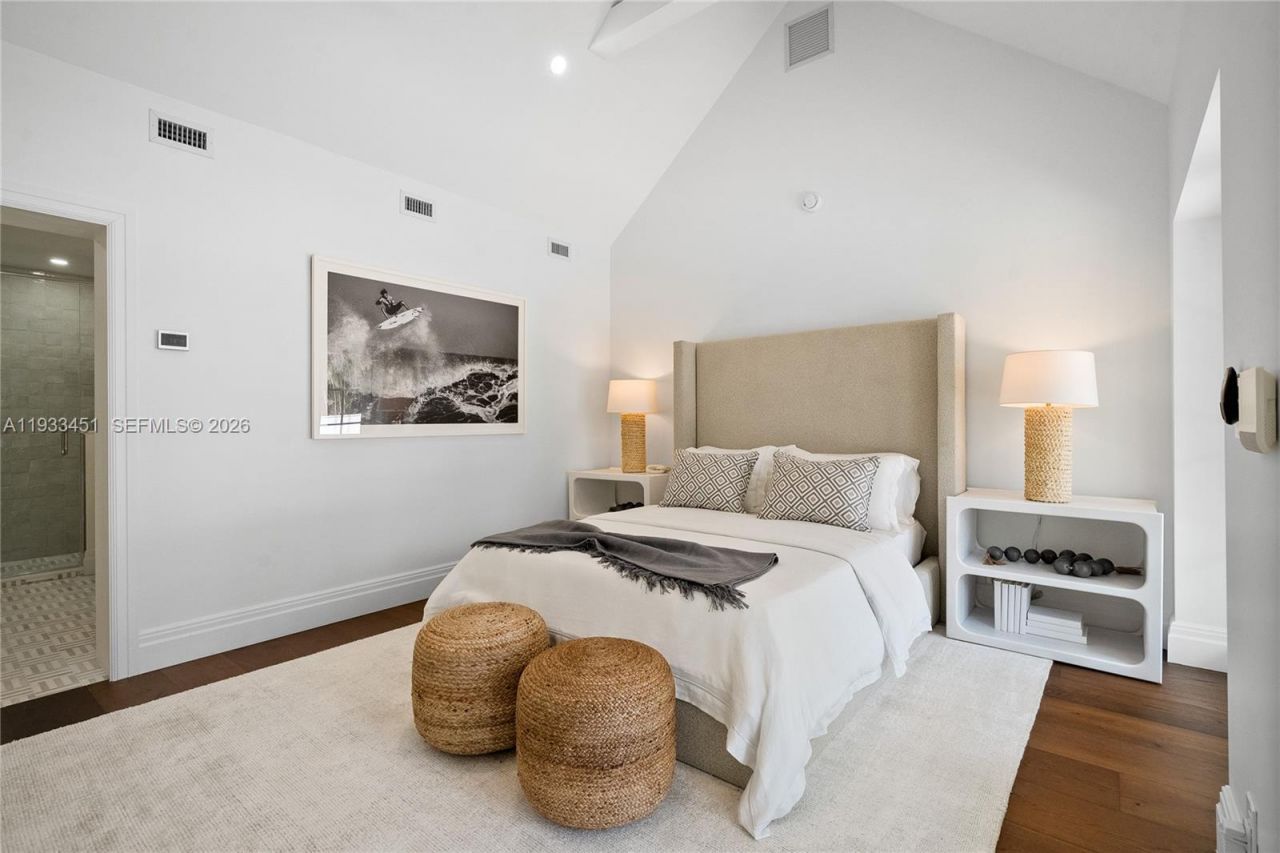 43 N Beach Rd, Jupiter Island, FL 33455 Photo