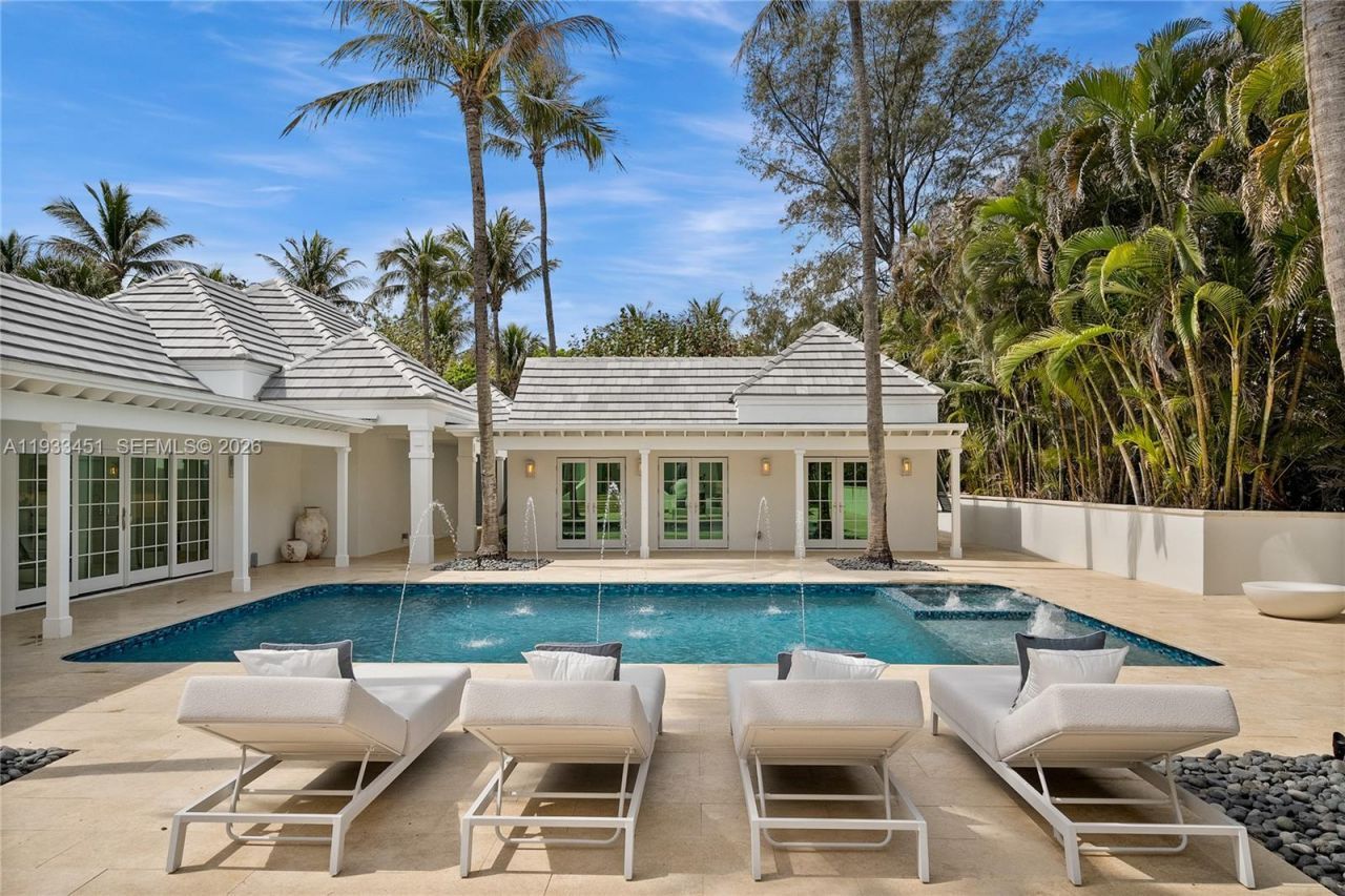 43 N Beach Rd, Jupiter Island, FL 33455 Photo