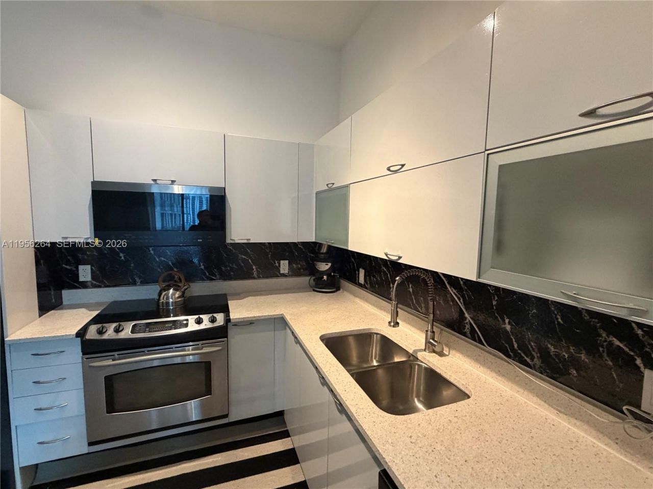 234 NE 3rd St , Unit 1908, Miami, FL 33132 Photo