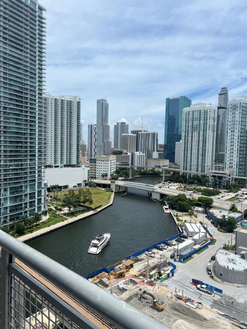 690 SW 1st Ct , Unit 2122, Miami, FL 33130 Photo