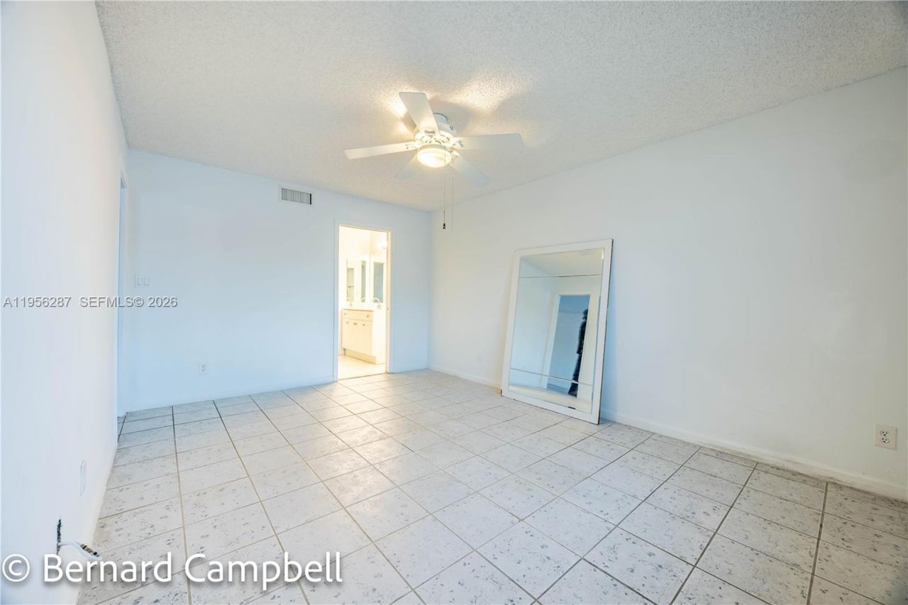 7264 S Devon Dr, Unit 112, Tamarac, FL 33321 Photo