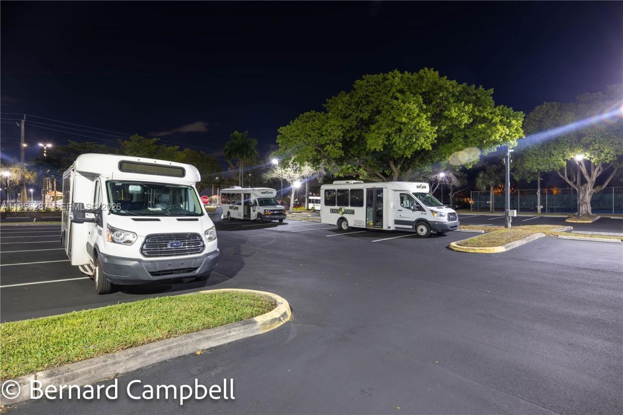 7264 S Devon Dr, Unit 112, Tamarac, FL 33321 Photo