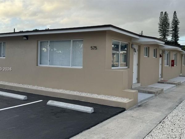 575 E 22nd St, Unit 3, Hialeah, FL 33013