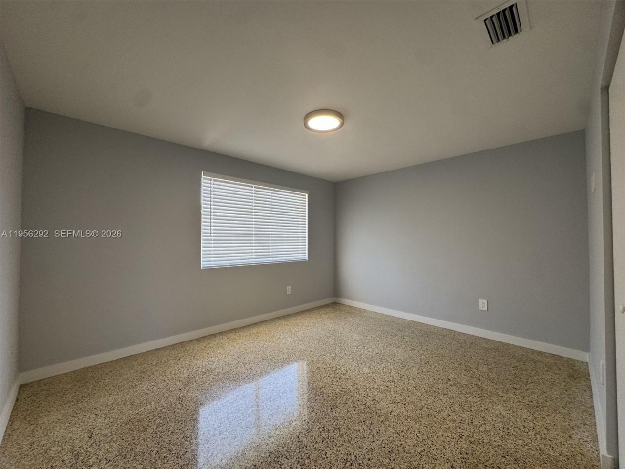 575 E 22nd St, Unit 3, Hialeah, FL 33013 Photo