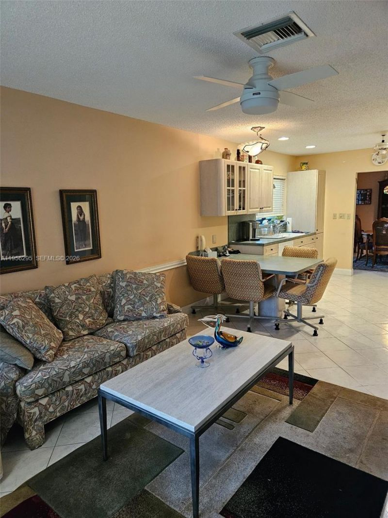 10301 Greenbriar Ct, Boca Raton, FL 33498 Photo
