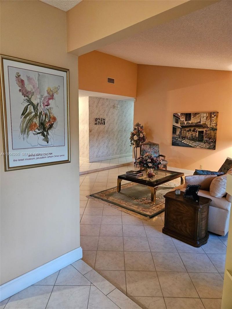 10301 Greenbriar Ct, Boca Raton, FL 33498 Photo