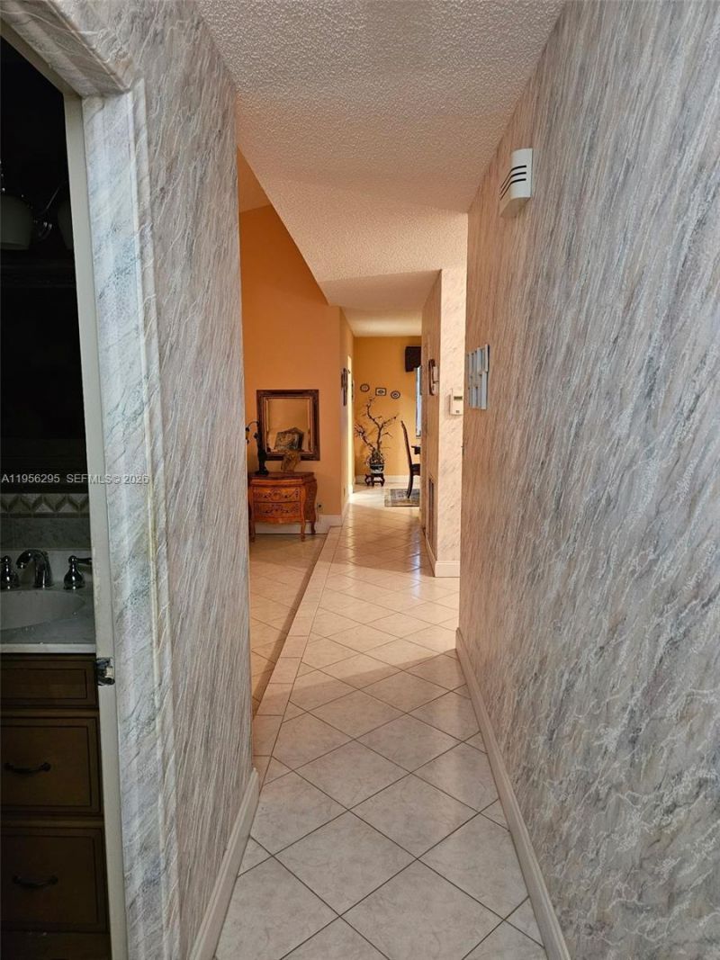 10301 Greenbriar Ct, Boca Raton, FL 33498 Photo