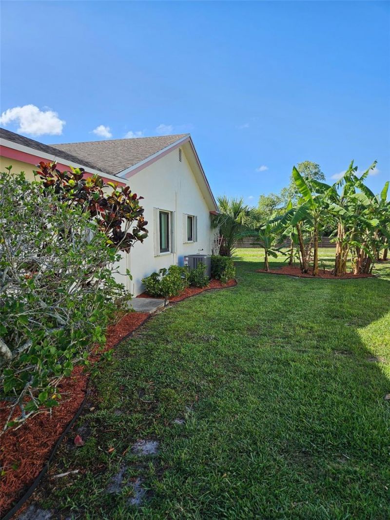 10301 Greenbriar Ct, Boca Raton, FL 33498 Photo