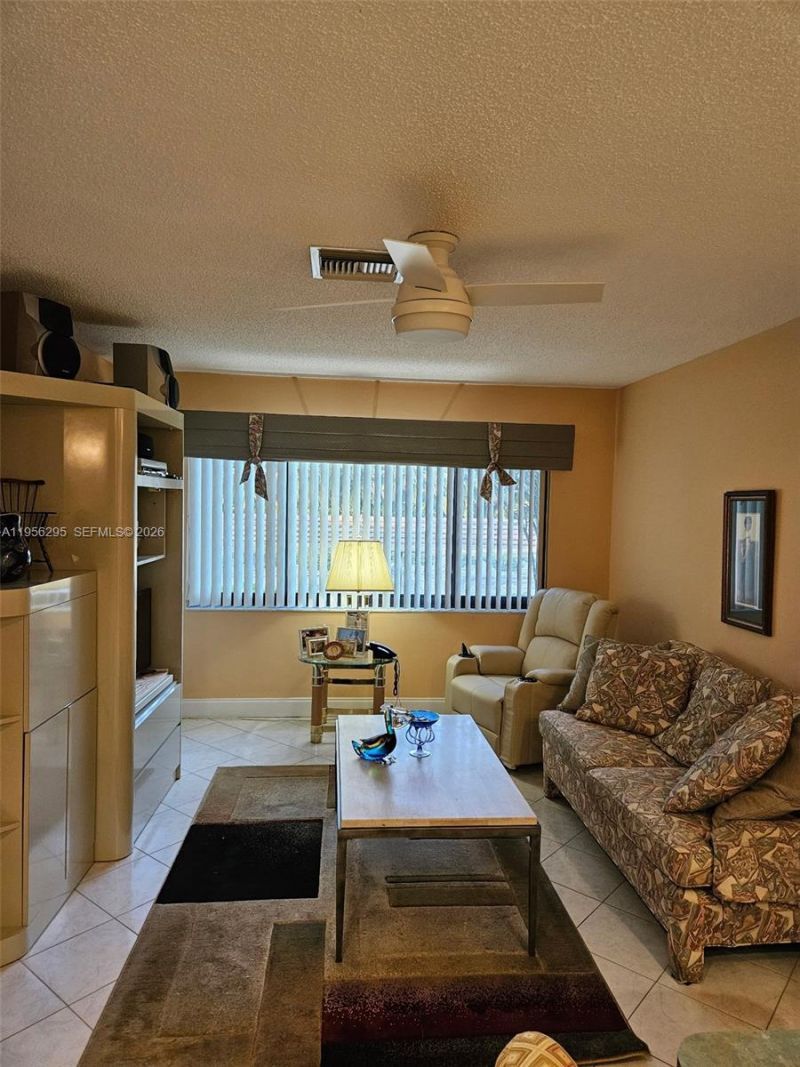 10301 Greenbriar Ct, Boca Raton, FL 33498 Photo