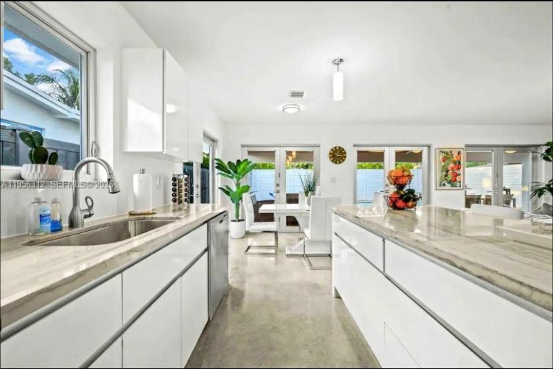 3427 Frow Ave, Miami, FL 33133 Photo