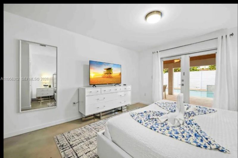 3427 Frow Ave, Miami, FL 33133 Photo