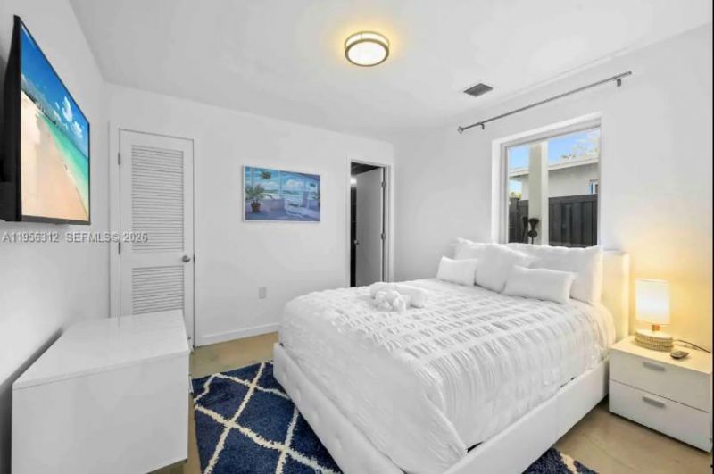 3427 Frow Ave, Miami, FL 33133 Photo