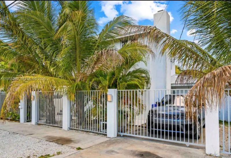 3427 Frow Ave, Miami, FL 33133 Photo