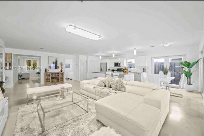 3427 Frow Ave, Miami, FL 33133 Photo