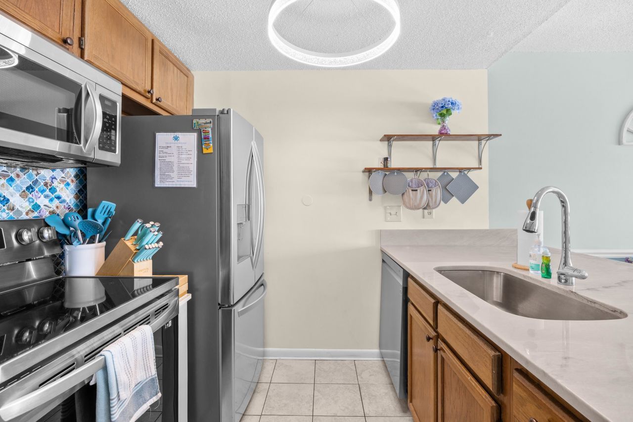 5905 S Kings Hwy. Photo 16