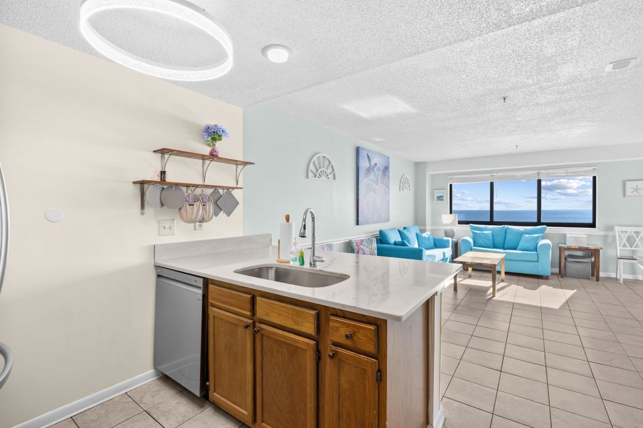 5905 S Kings Hwy. Photo 17