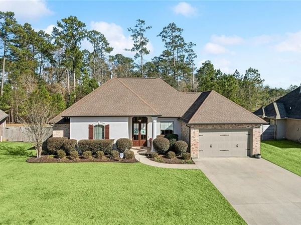 172 FAYEDAYE Drive, Madisonville, LA 70447