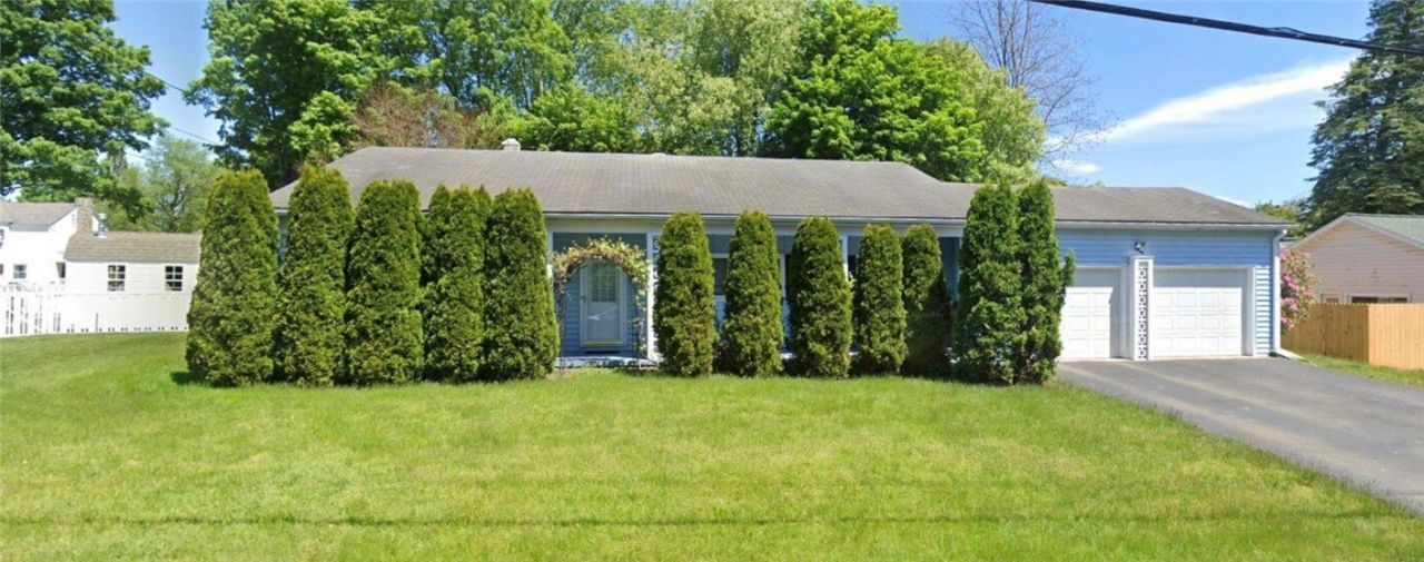 17 Roricks Glen Parkway, Elmira, NY 14905 Main Photo