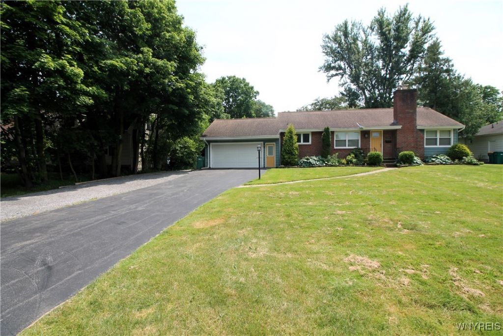 8709 Nottingham, Buffalo, NY 14221 Main Photo