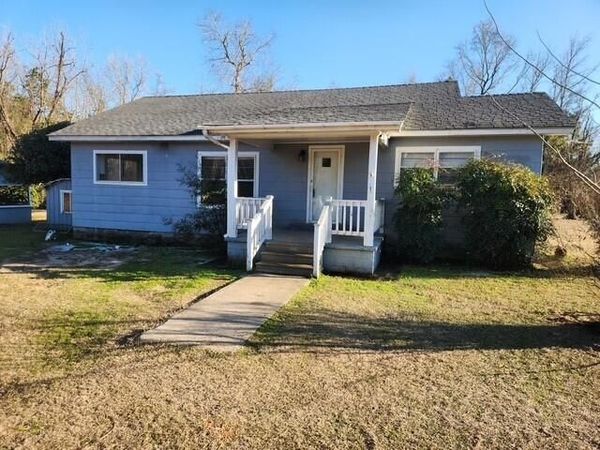 4223 Main St, Anacoco, LA 71403